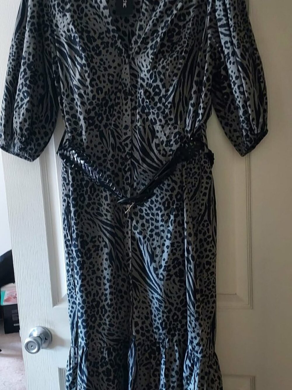City Chic Dress - Size L/20 - NWT - Belted elastic at waist - button up